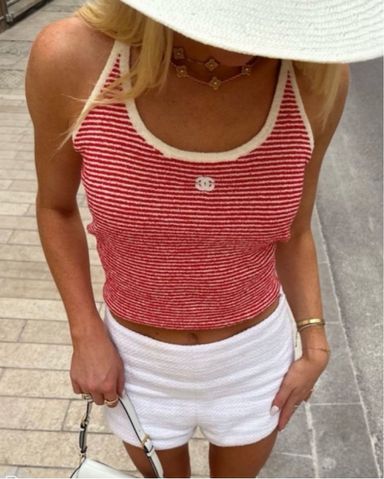 Red Vintage CHANEL 赤 リブ編み タンクトップ Red Vintage CHANEL 赤 リブ編み タンクトップ