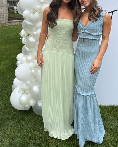 Alexis Sunniva Plisse Strapless Gown | Pickle