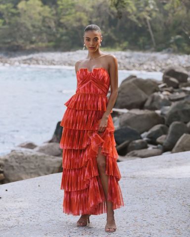 Geisha Designs 3D Floral Asymmetrical Mi | Pickle