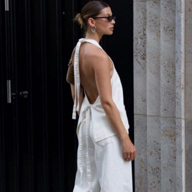 ★SCULPTOR★ Drape Backless Halter Top Coquette White SC24S2 Drape Backless Halter Top Coquette White – Sculptor