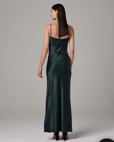 【NANUSHKA】Sleep Satin Maxi Dress/追跡+関税+全国送料込み Nanushka Zena Satin Dress in Green | Lyst