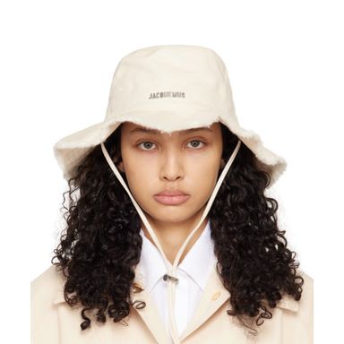Jacquemus Off White Bucket Hat | Pickle