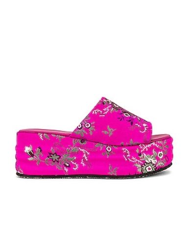 Naked Wolfe Bluebell Raffia Flowers | Pickle