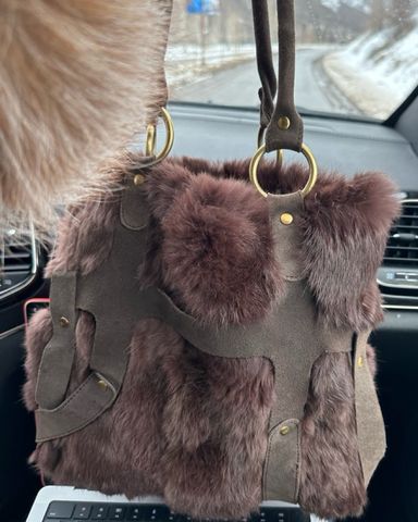 バッグ 90s GUCCI FUR LEATHER SHOULDER TOTE BAG Gucci x Tom Ford 1990's Black Mink Fur Shoulder Bag – I MISS