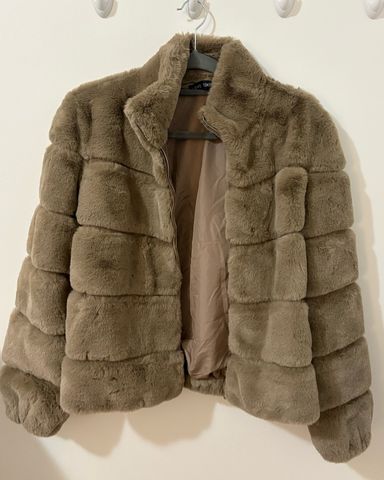 ジャケット・アウター Luan poodle fur coat Paislee Long Hair Mink Zip Jacket with Crystal Fox Trim Hood