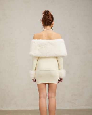 行列のできるレビュー商品、集めました。高評価アイテム Aurora Pickle | Mini Trim Fur ワンピース