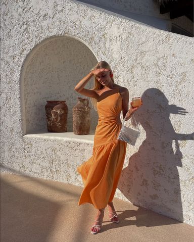 【関税・送料込】ORANGE WORK OF ART MAXI DRESS Come Forward Rust Orange Medallion Print Maxi Dress – Shop