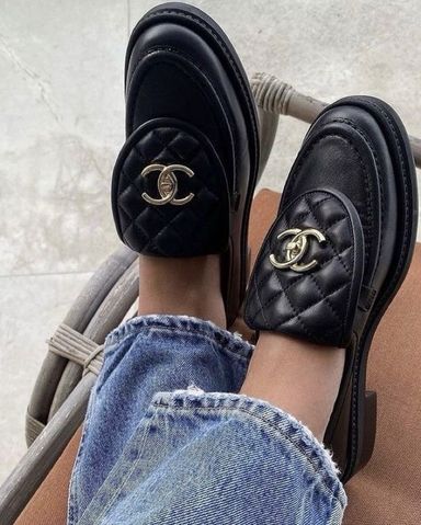 Vintage 90s Chanel Loafer | Pickle