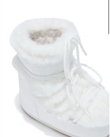 想像を超えての moon white boots Pickle | スキー