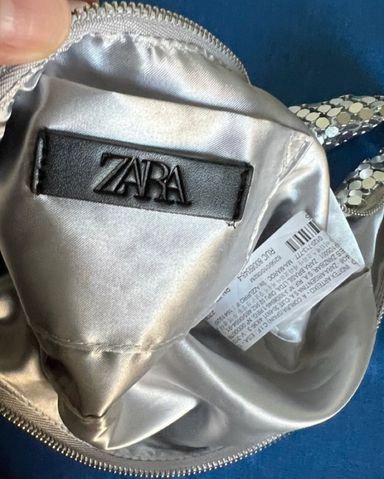 Metropolitan Insignia | Small clutch silver - CH Carolina