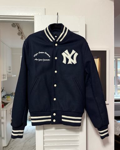 New York Yankees ボンバージャケット ネイビー New York Yankees X Alpha X New Era L-2B Bomber Jacket (Blue