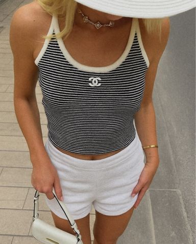 NOICE LOGO STRIPED SLEEVELESS TOP ★送料込 在庫少なめ！☆RIIZE ウォンビン 着用！！【NOICE】LOGO STRIPE