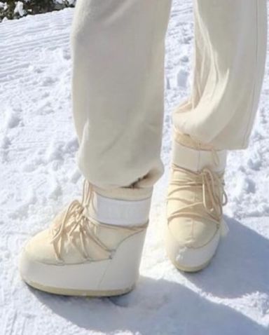 Chloe Moon Boots | Pickle