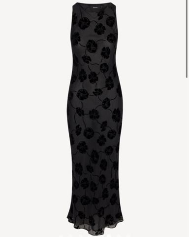 CARLA Lady Scallap dress 黒 CARLA Lady Scallap dress 黒