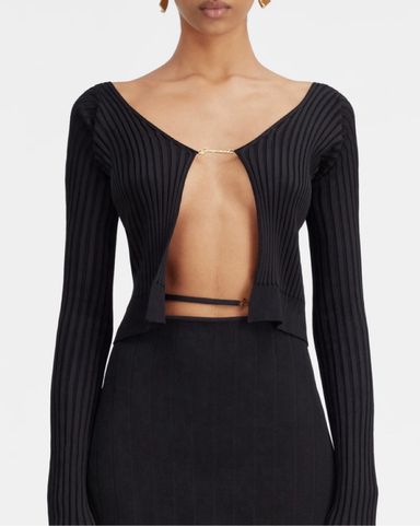 Jacquemus Black Top | Pickle
