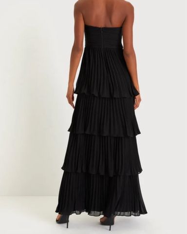 Fame and Partners Black Tiered Gown | Pickle