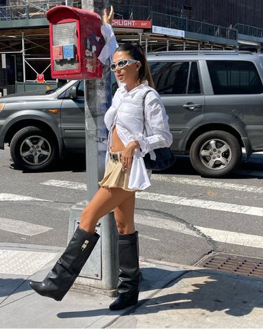 Fidan Novruzova Kaia Thong Boots Size 39 | Pickle Fidan Novruzova Kaia Thong Boots Size 39 | Pickle